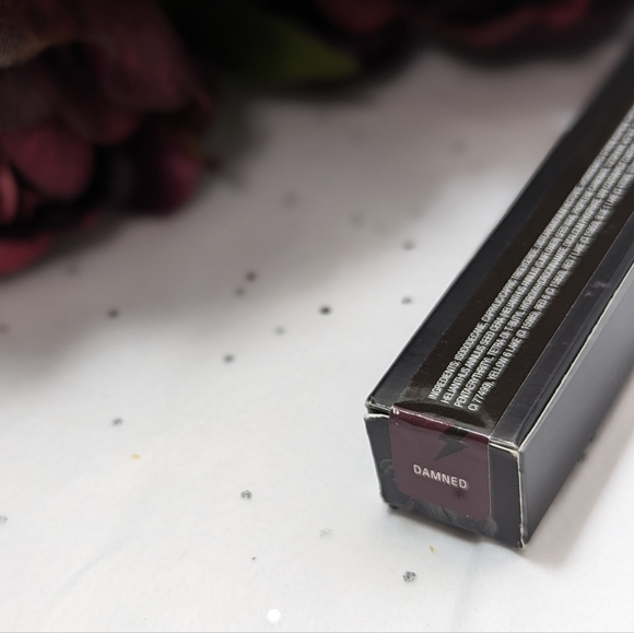 🆕 Damned 🔮 KVD Beauty Everlasting Liquid Lipstick - Picture 5 of 7